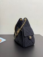 CHANEL 25 small denim handbag - Image 4