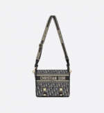 Medium Diorcamp Bag - Image 2