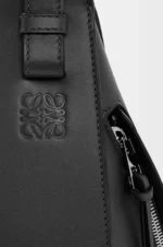 Compact Hammock bag in satin calfskin - Image 2