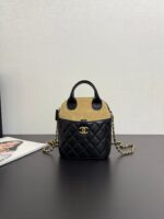 Chanel chain clutch bag - Image 2